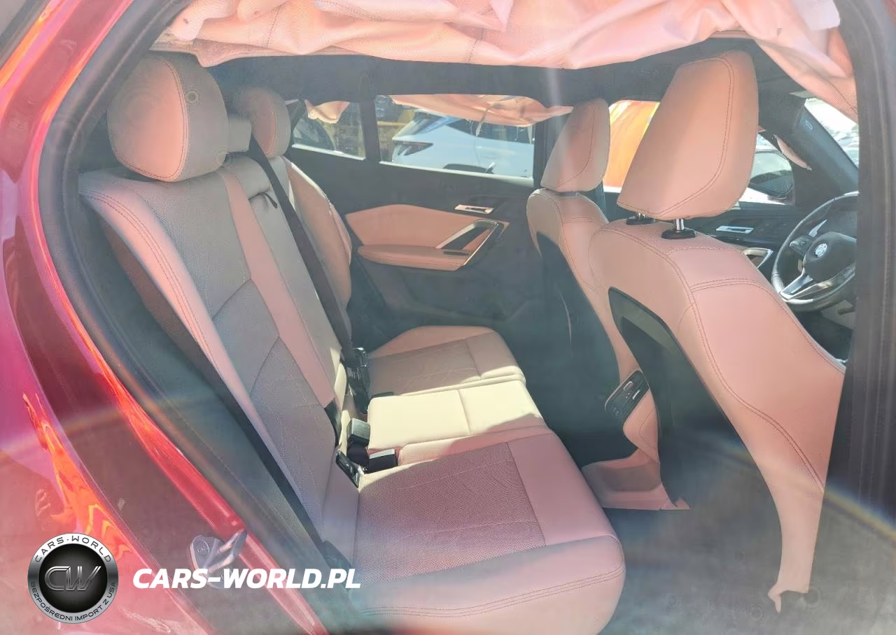 2025 BMW X2 xDrive28I VIN:WBX63GM09S5146927 - 11