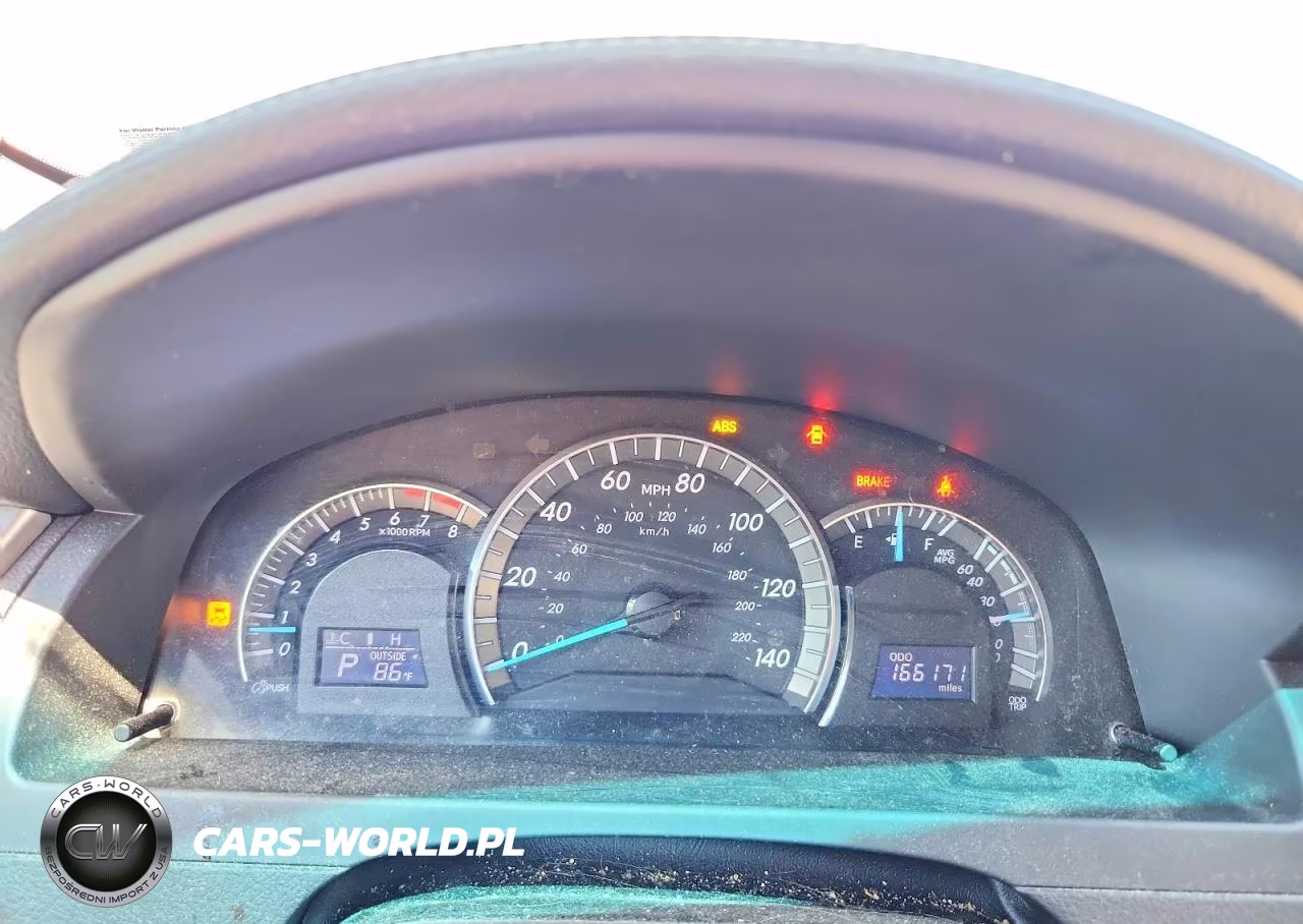 2014 Toyota Camry Se VIN:4T1BF1FK7EU415463 - 9