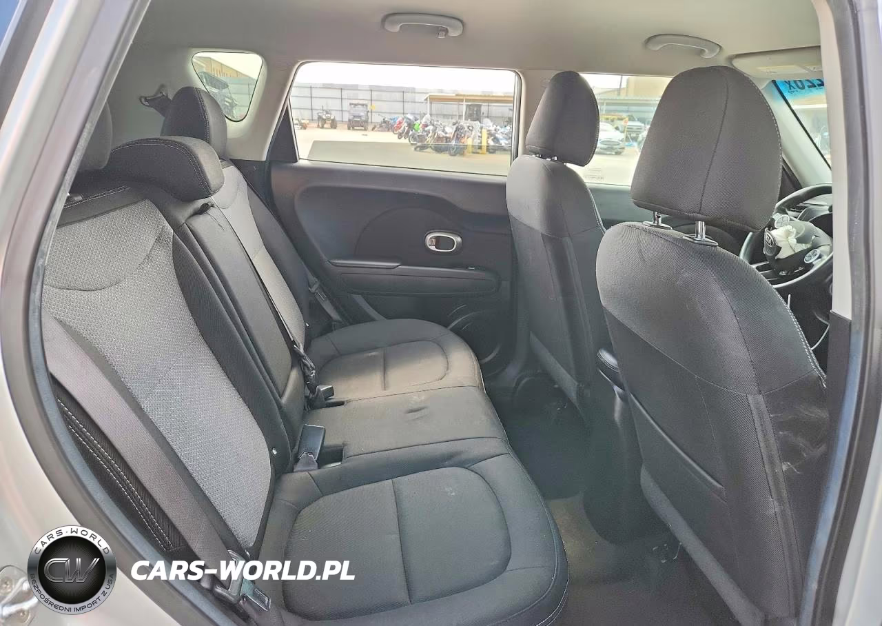 2017 Kia Soul + VIN:KNDJP3A52H7447976 - 10