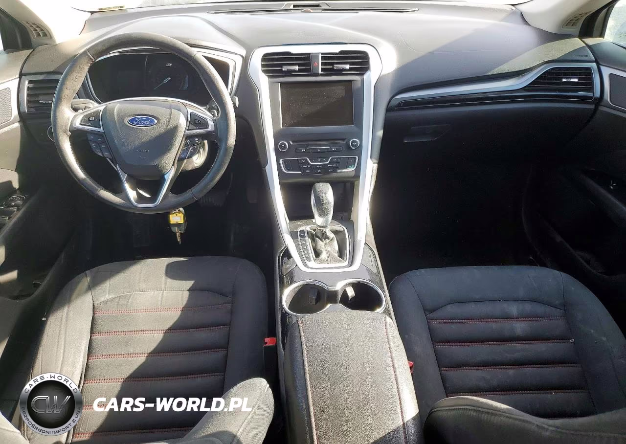 2016 Ford Fusion Se VIN:3FA6P0H92GR105695 - 8