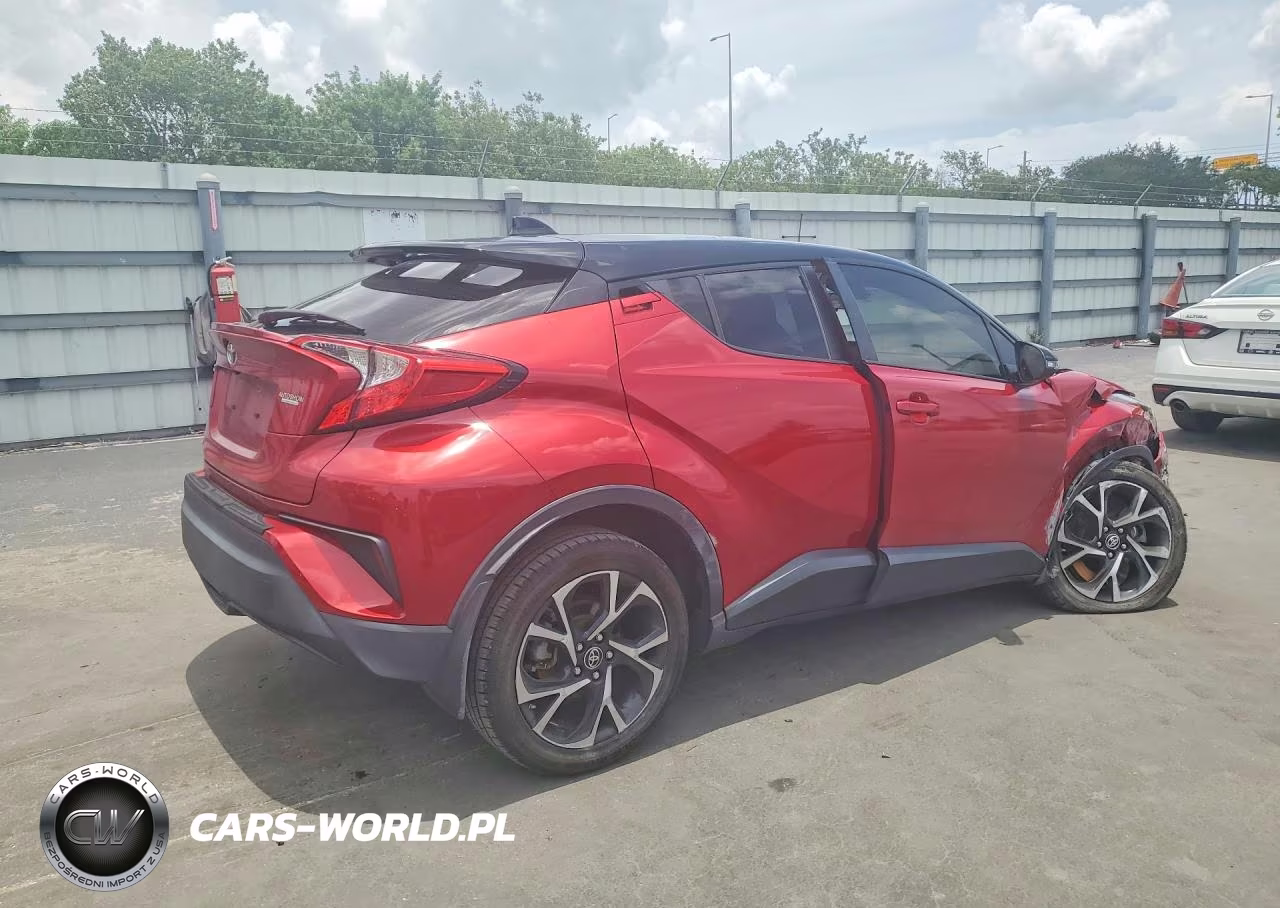 2020 Toyota C-Hr Xle VIN:JTNKHMBX2L1083752 - 3
