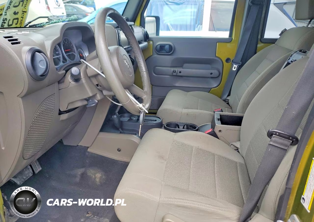 2008 Jeep Wrangler Unlimited Rubicon VIN:1J8GA69158L532227 - 7