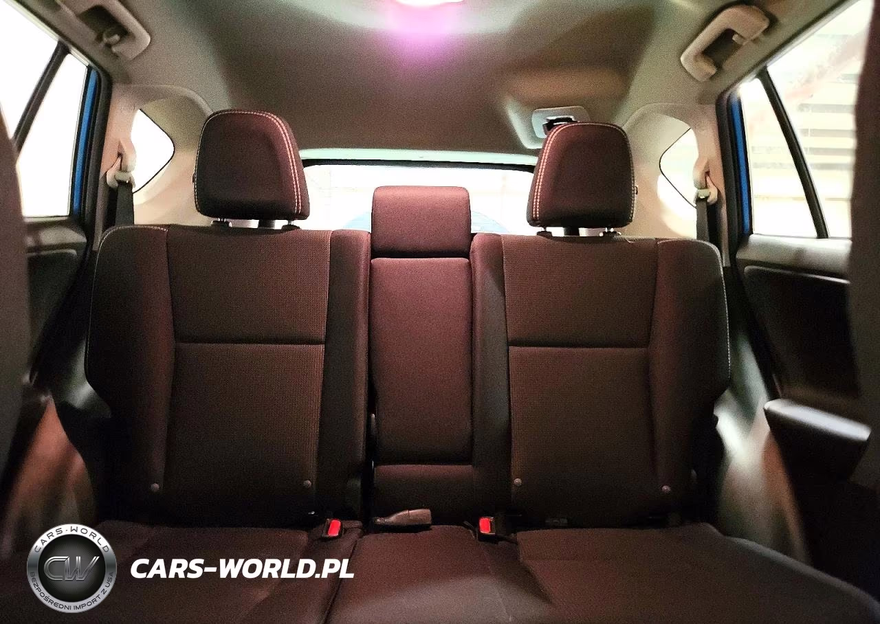 2018 Toyota Rav4 Xle VIN:2T3RFREV5JW798619 - 10