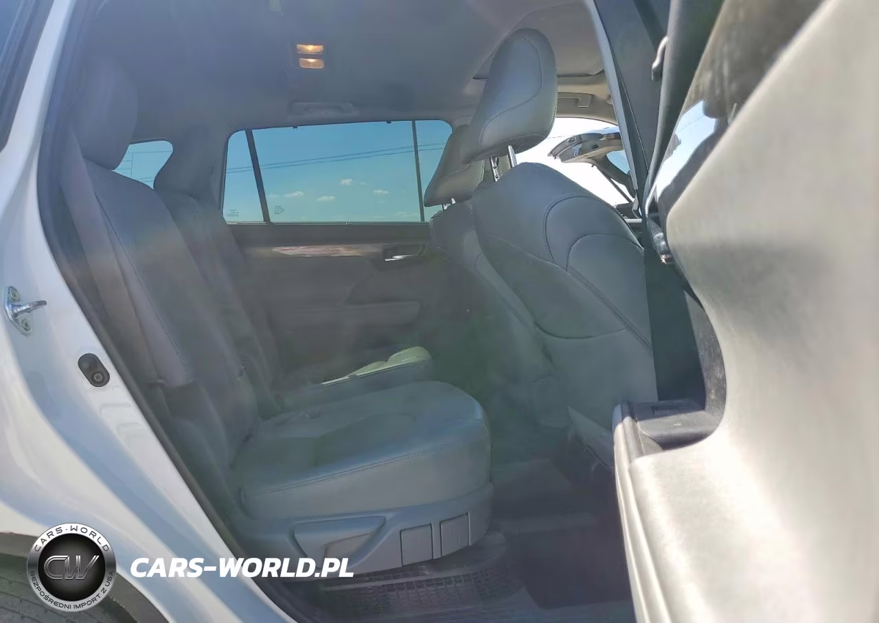 2021 Toyota Highlander Hybrid Limited VIN:5TDYARAH3MS505705 - 11