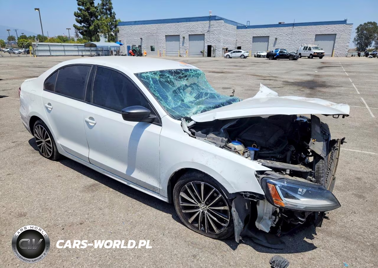 2017 Volkswagen Jetta Sport VIN:3VWD17AJ1HM397433 - 4