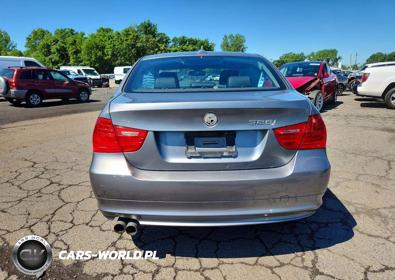 2010 BMW 328 Xi Sulev VIN:WBAPK5C58AA652399 - 6