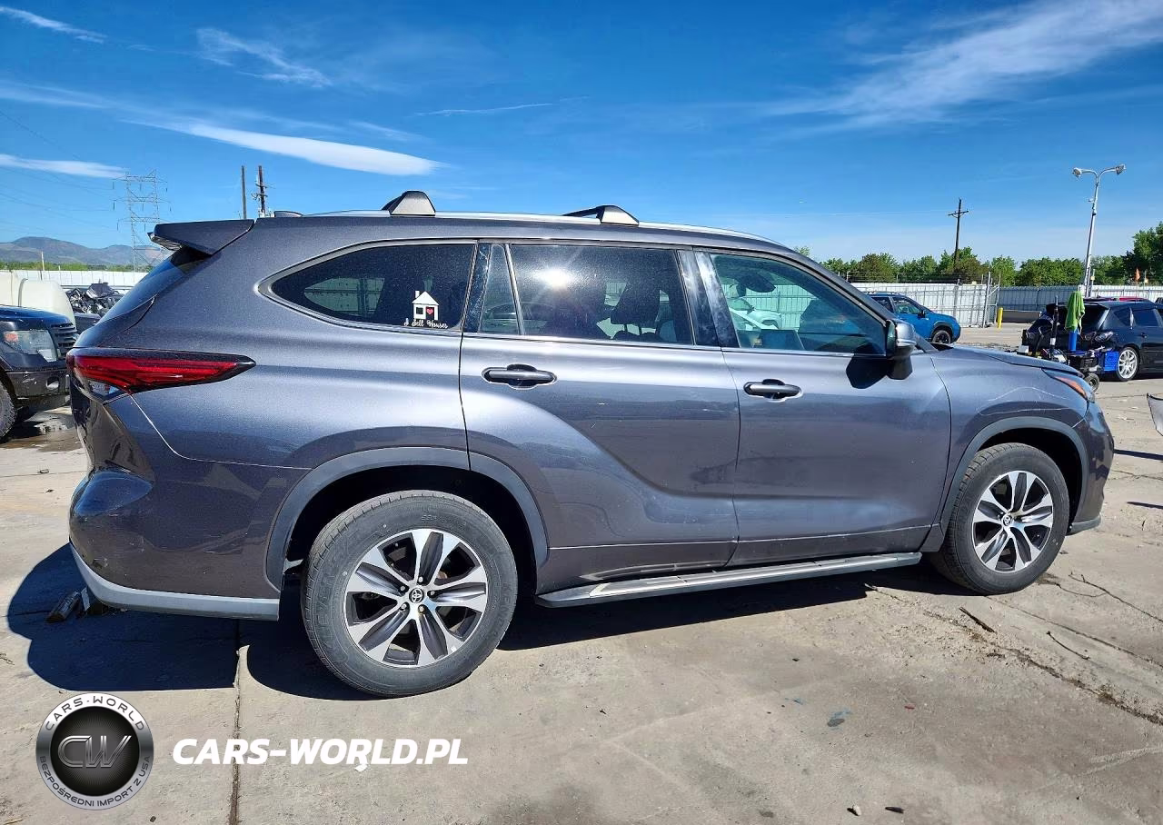 2020 Toyota Highlander Xle VIN:5TDGZRAH9LS021461 - 3