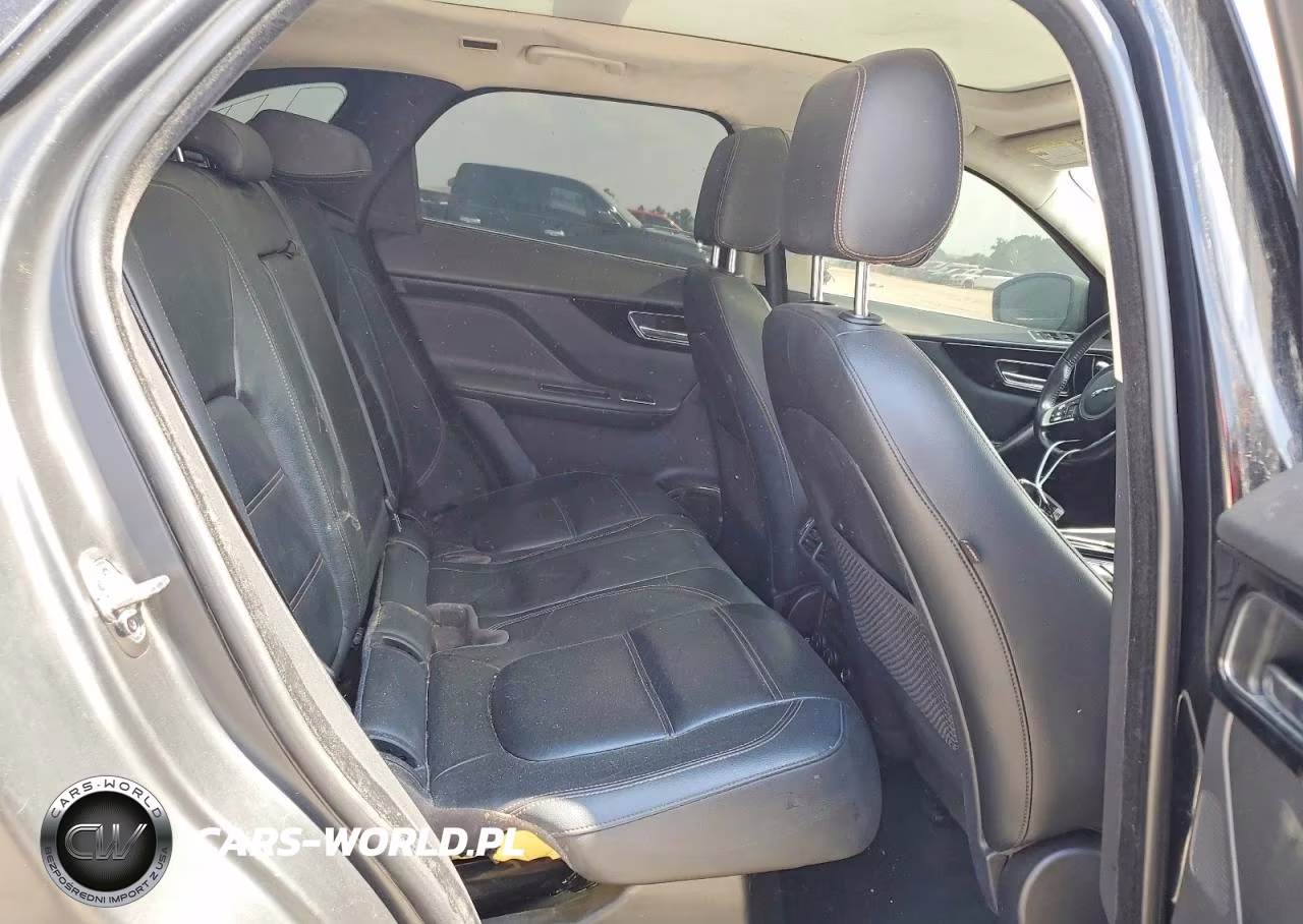 2020 Jaguar F-Pace Prestige VIN:SADCK2GX2LA639263 - 11