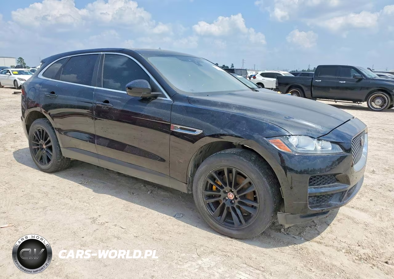2020 Jaguar F-Pace Prestige VIN:SADCK2GX2LA639263 - 4