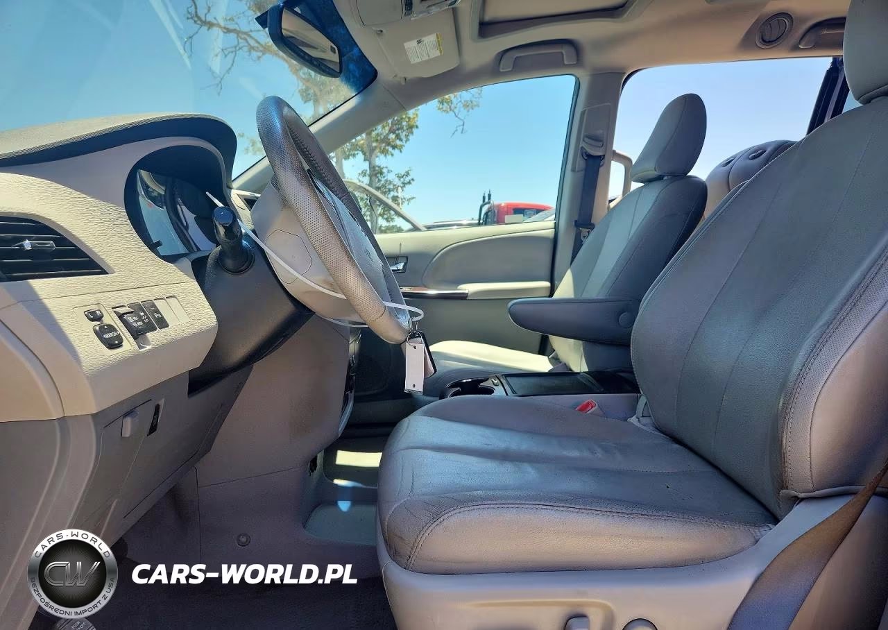 2013 Toyota Sienna Xle 8-Passenger VIN:5TDYK3DC0DS355160 - 7