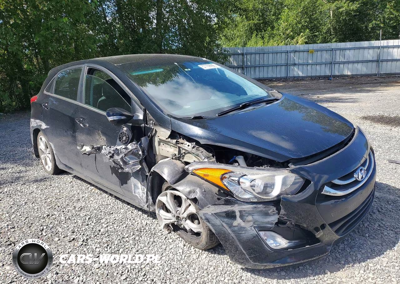 2013 Hyundai Elantra Gt Base VIN:KMHD35LEXDU058382 - 4