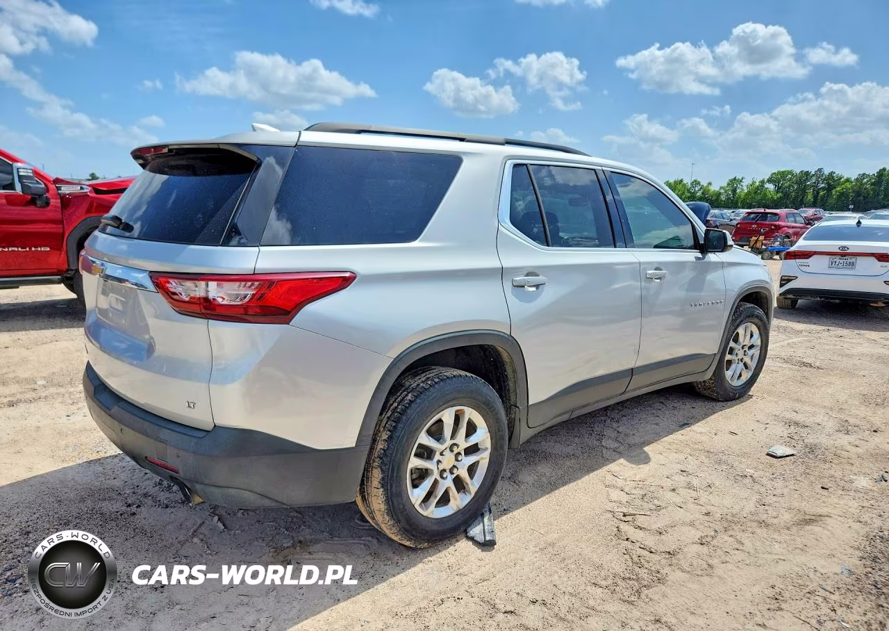 2019 Chevrolet Traverse Lt VIN:1GNEVGKW2KJ272331 - 3