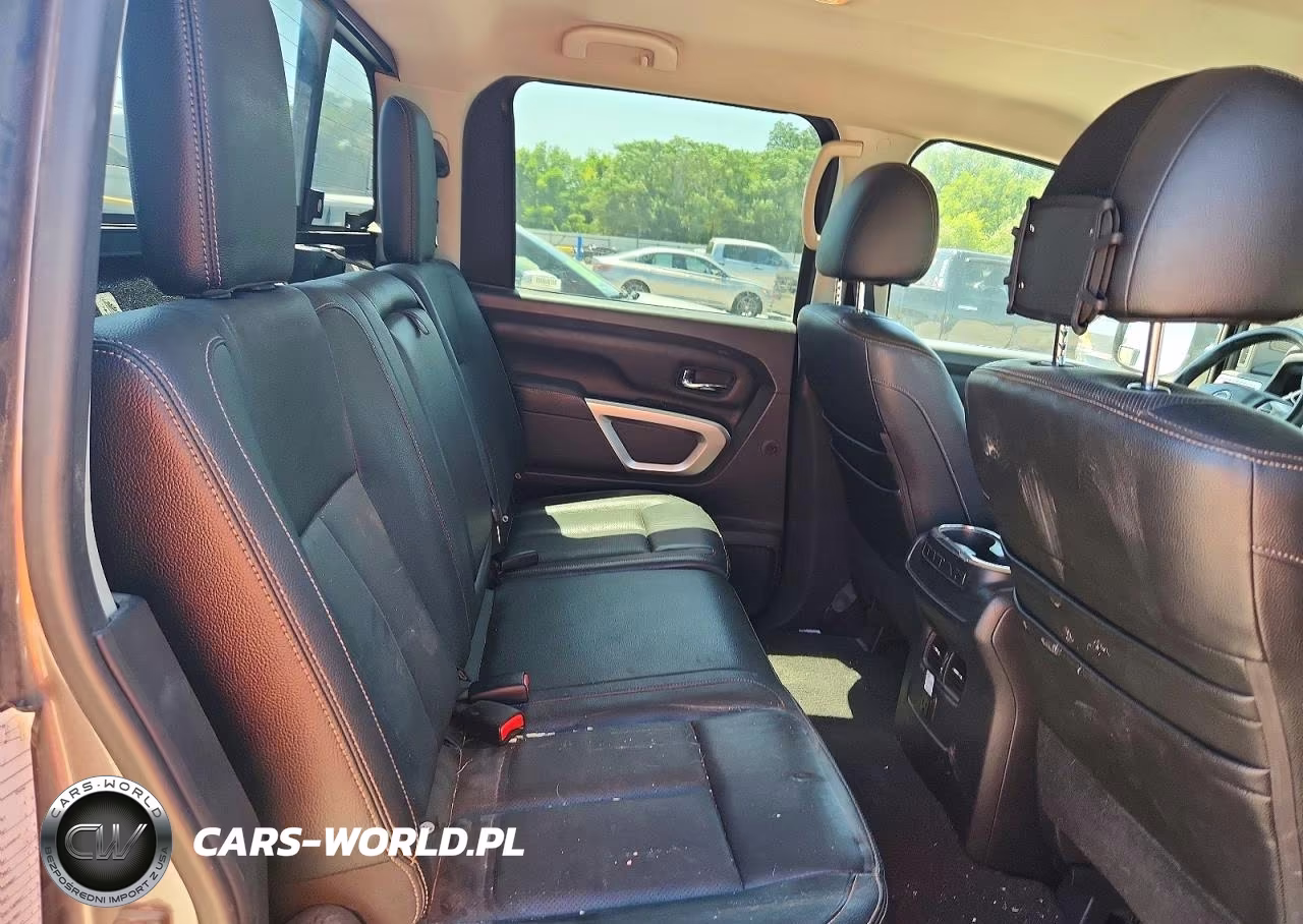2017 Nissan Titan Sl VIN:1N6AA1E64HN536949 - 10