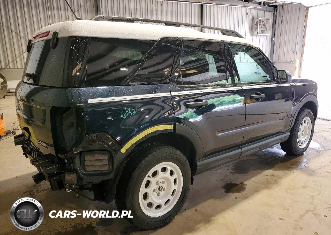 2023 Ford Bronco Sport Heritage VIN:3FMCR9G60PRD24041 - 3