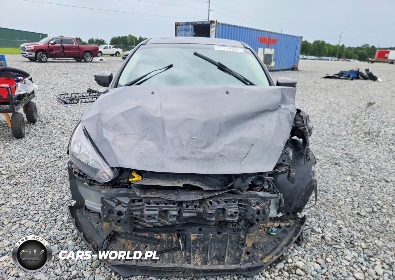 2017 Ford Focus Sel VIN:1FADP3M27HL305988 - 5