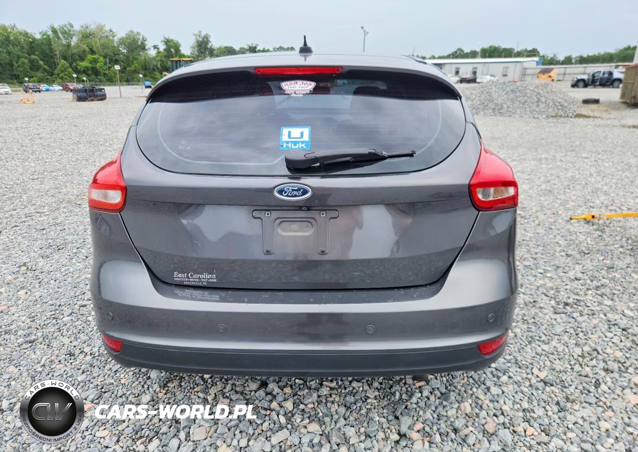 2017 Ford Focus Sel VIN:1FADP3M27HL305988 - 6