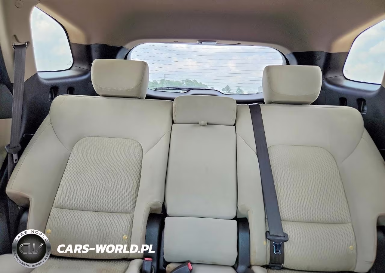 2016 Hyundai Santa Fe Se VIN:KM8SM4HF8GU137764 - 10