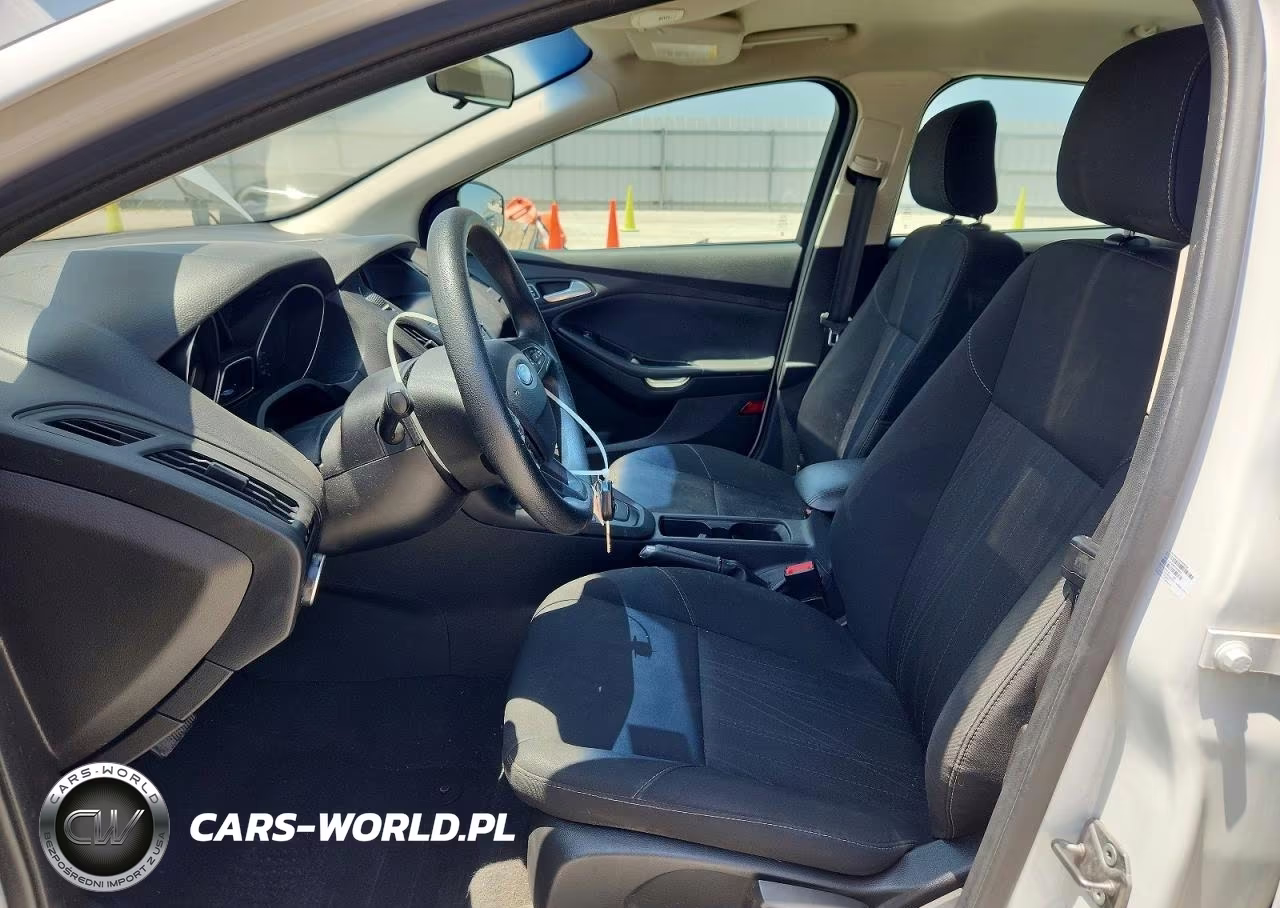 2018 Ford Focus Se VIN:1FADP3F28JL225781 - 7