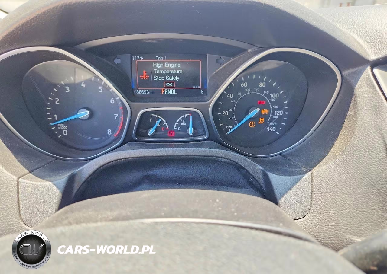 2018 Ford Focus Se VIN:1FADP3F28JL225781 - 9