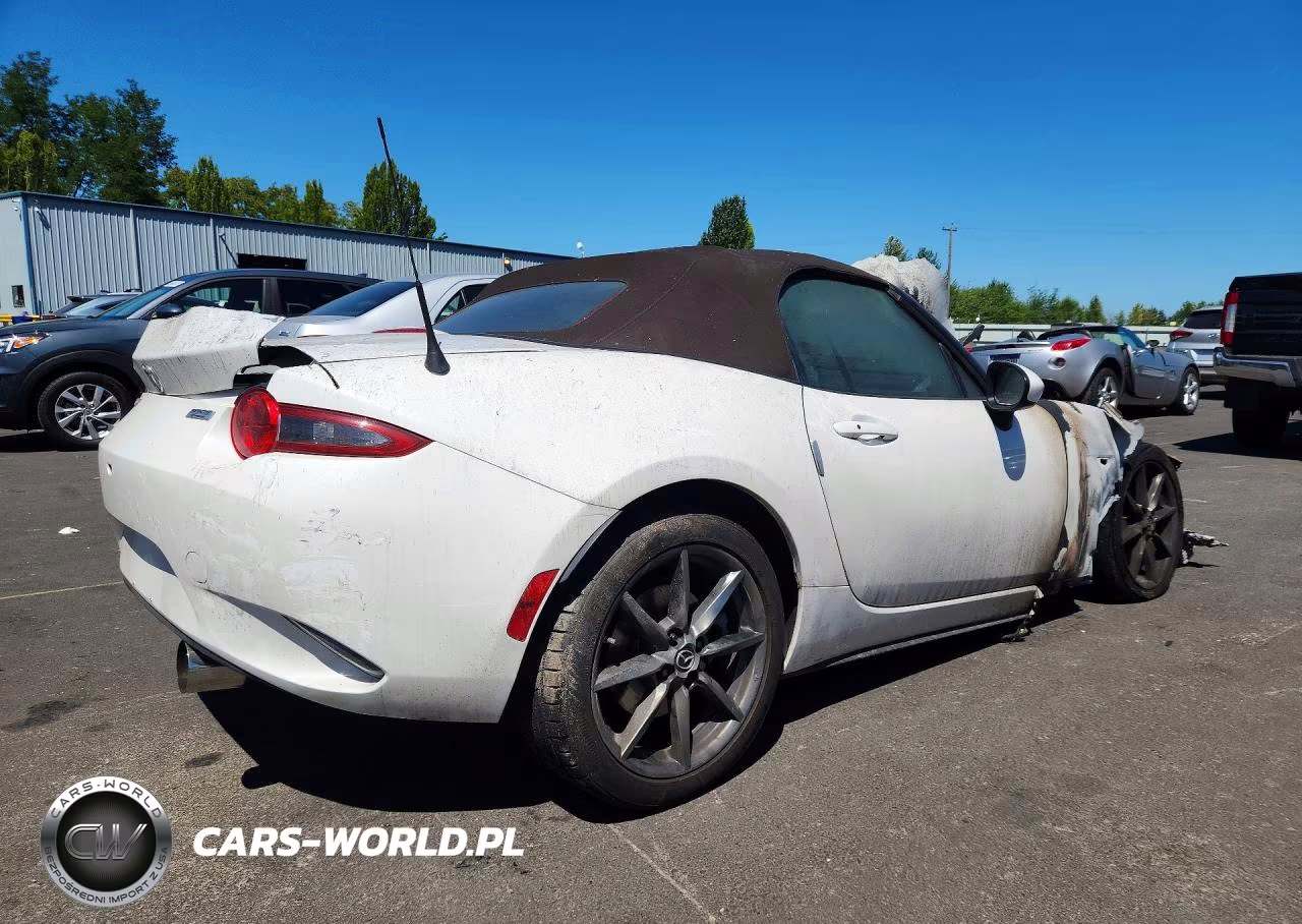 2019 Mazda Mx-5 Miata Grand Touring VIN:JM1NDAD78K0303683 - 3