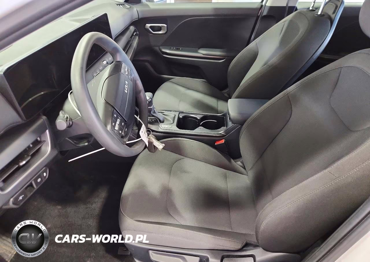 2026 Kia K4 Lxs VIN:3KPFT4DE8TE265999 - 7