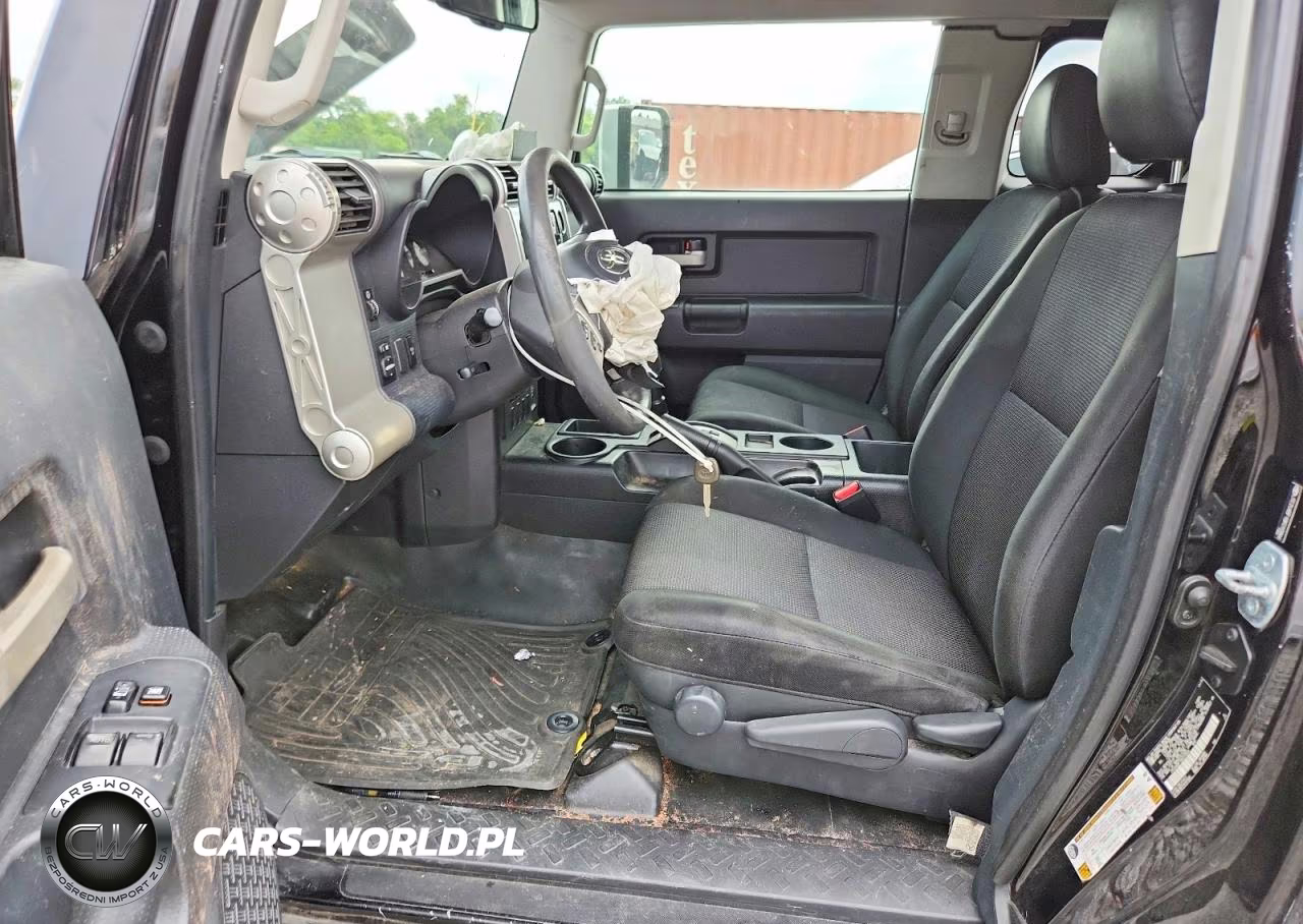 2011 Toyota Fj Cruiser Base VIN:JTEZU4BF1BK010866 - 7