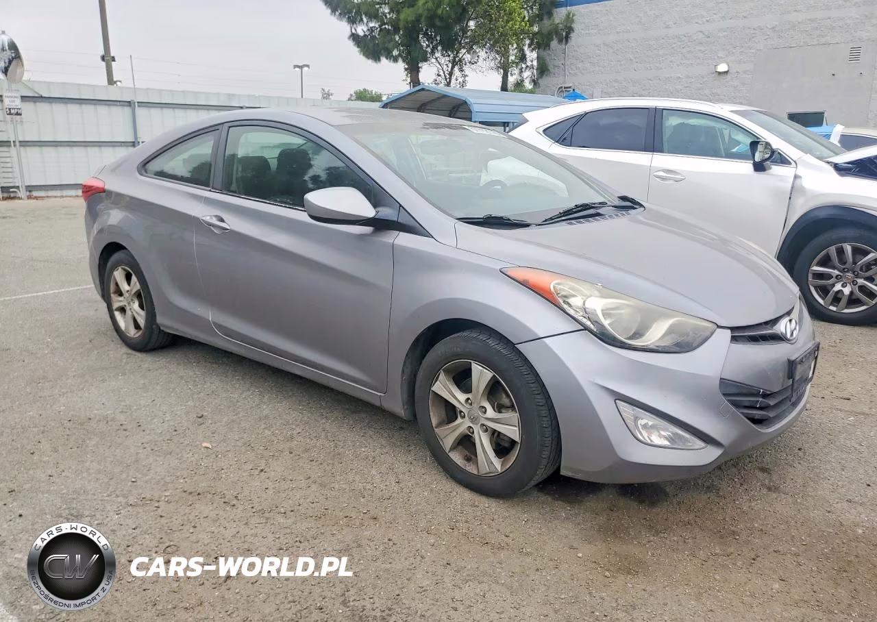 2013 Hyundai Elantra Coupe Gs VIN:KMHDH6AE5DU003638 - 4
