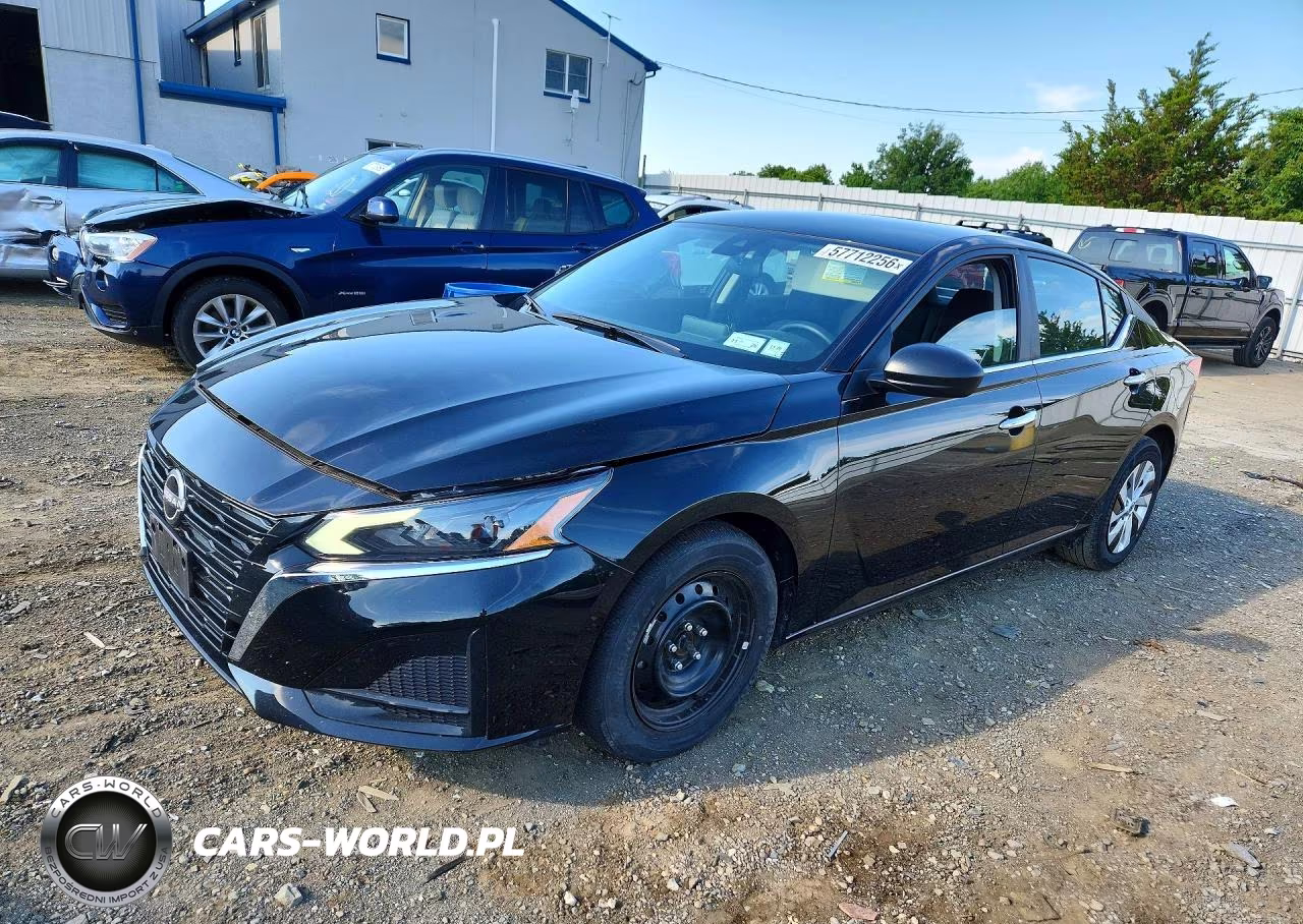 2025 Nissan Altima S – zdjęcie 1 z 12