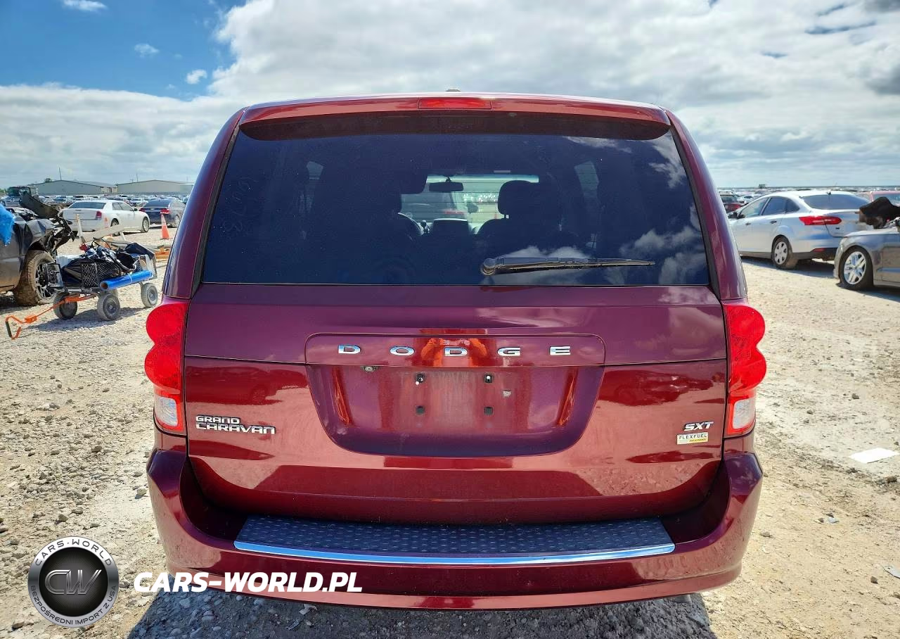 2018 Dodge Grand Caravan Sxt VIN:2C4RDGCG2JR266673 - 6