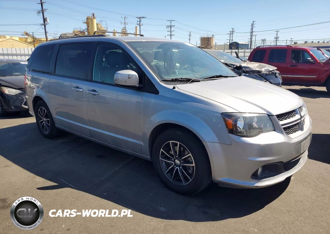 2018 Dodge Grand Caravan Gt VIN:2C4RDGEG6JR283926 - 4