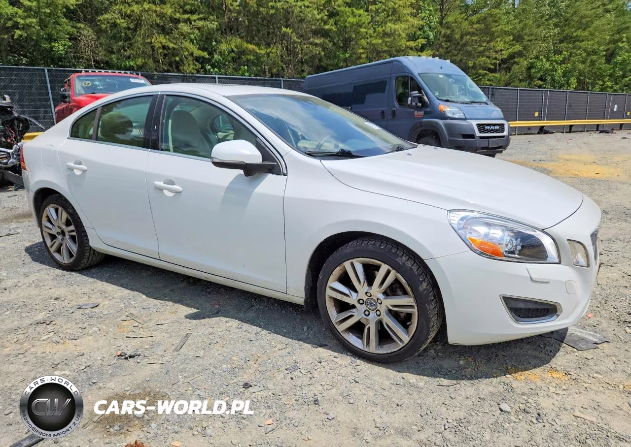 2012 Volvo S60 T5 VIN:YV1622FS6C2130201 - 4