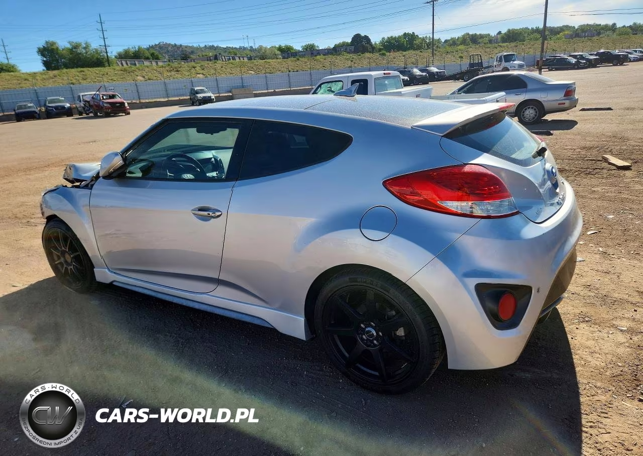 2015 Hyundai Veloster Turbo VIN:KMHTC6AE8FU227466 - 2