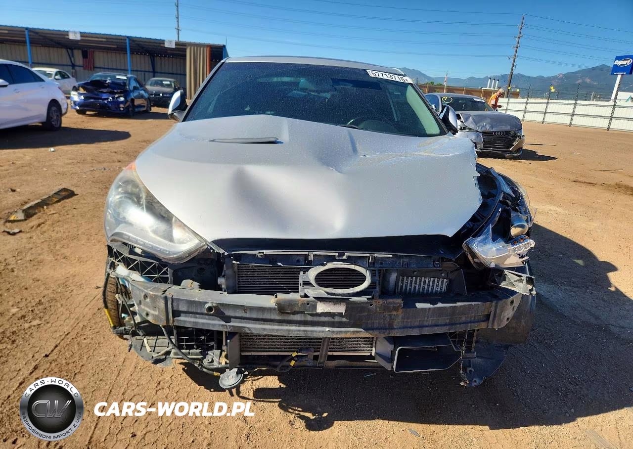 2015 Hyundai Veloster Turbo VIN:KMHTC6AE8FU227466 - 5