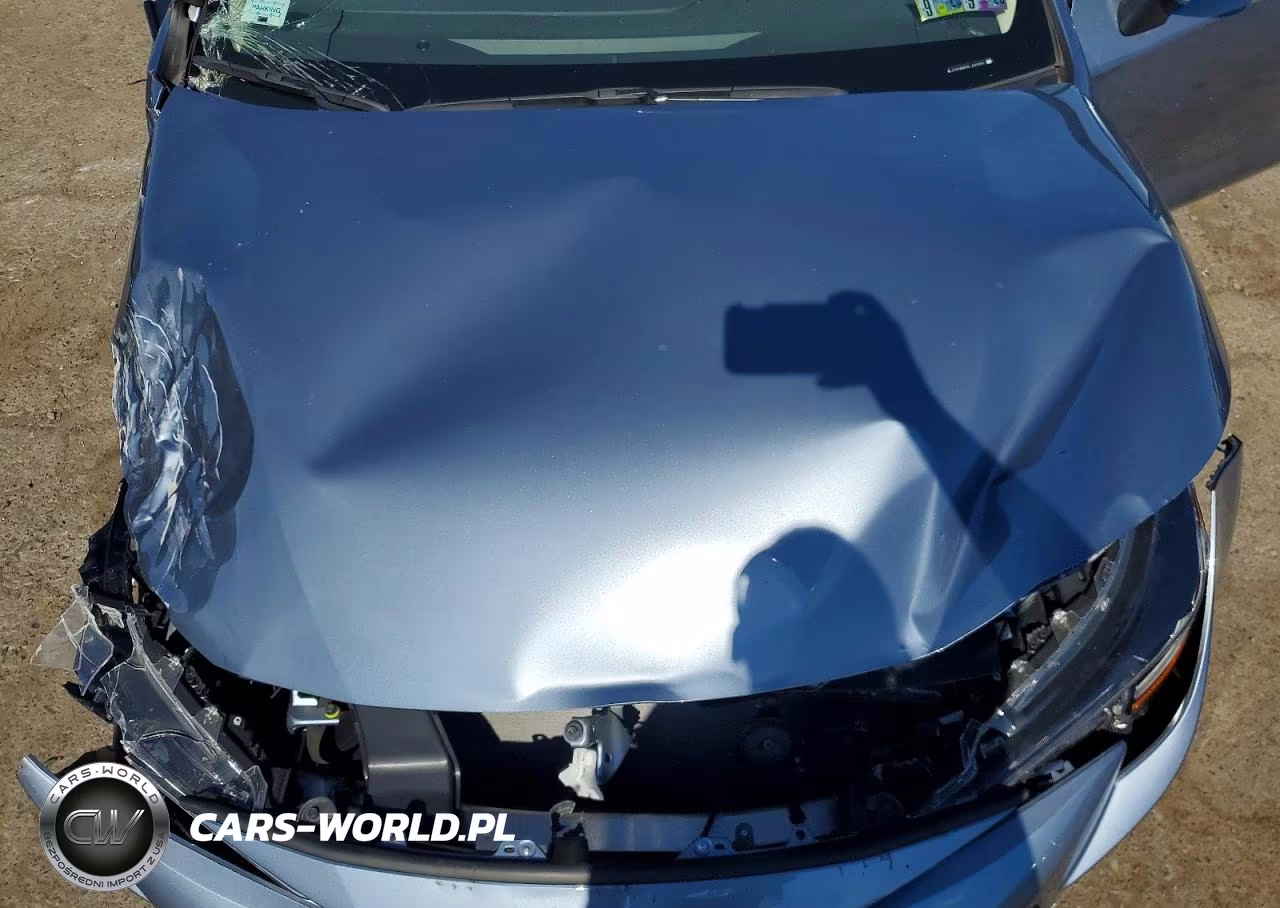 2020 Toyota Corolla Le VIN:JTDEBRBE8LJ023781 - 11