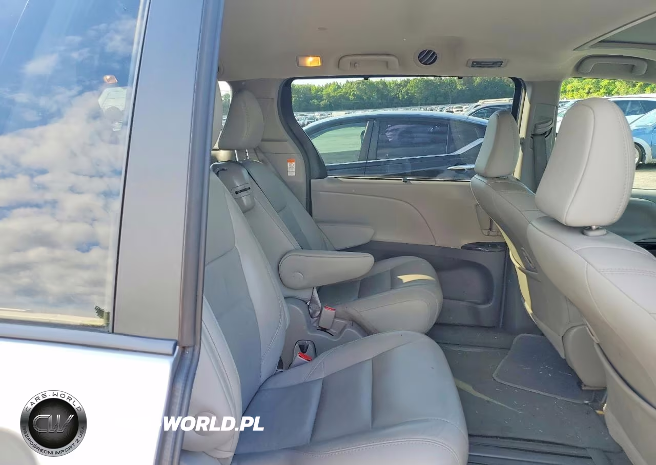 2017 Toyota Sienna Xle 8-Passenger VIN:5TDYZ3DC2HS830079 - 11