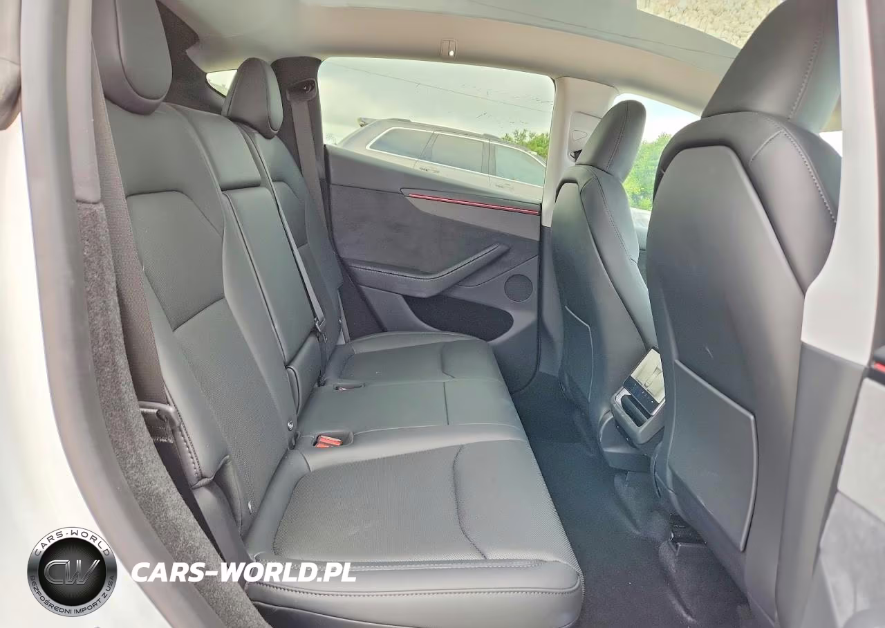 2026 Tesla Model Y VIN:7SAYGDEDXTA491443 - 11