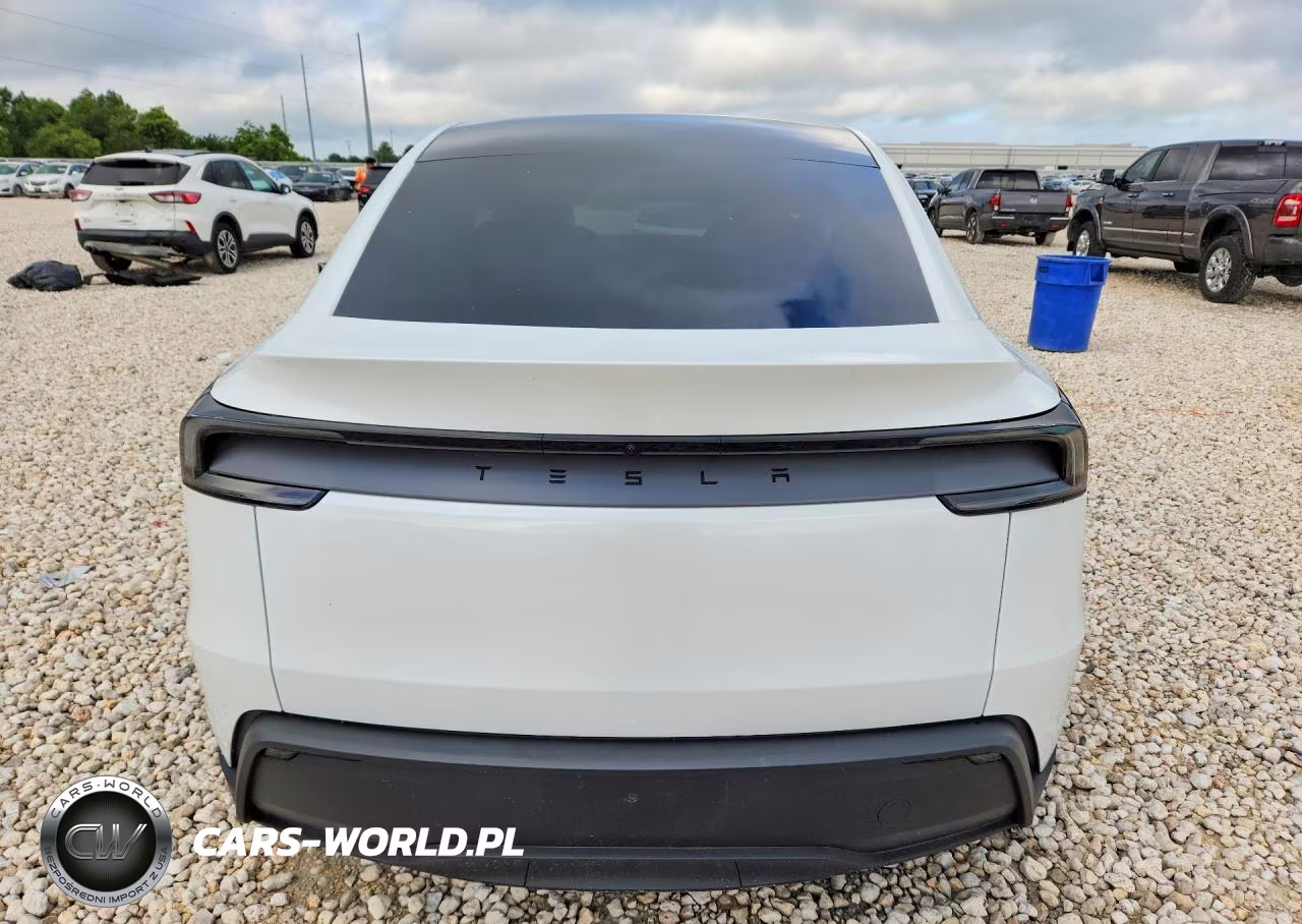 2026 Tesla Model Y VIN:7SAYGDEDXTA491443 - 6