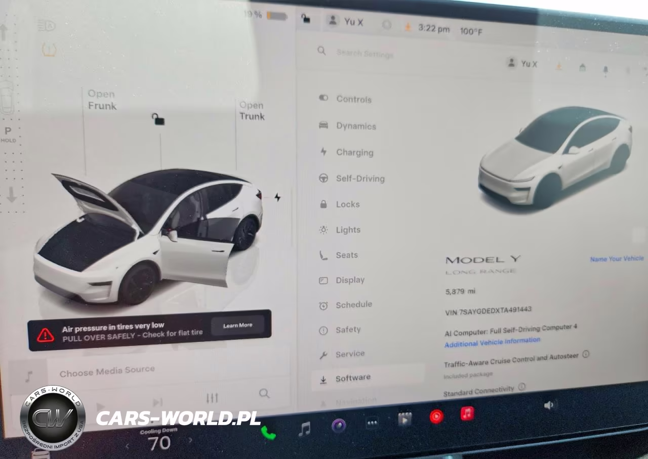 2026 Tesla Model Y VIN:7SAYGDEDXTA491443 - 9