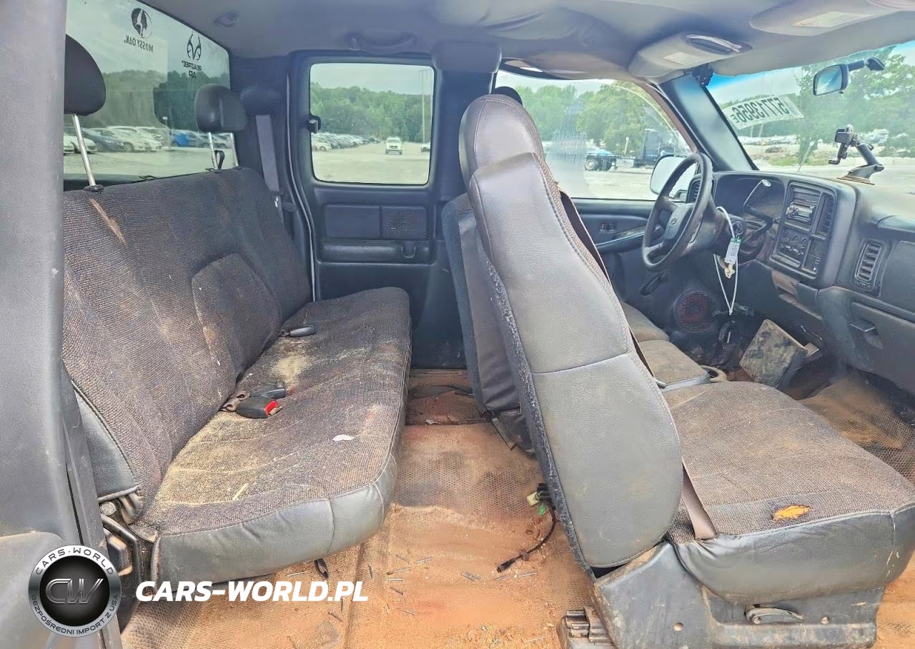 2002 Chevrolet Silverado C1500 VIN:2GCEC19TX21342112 - 10