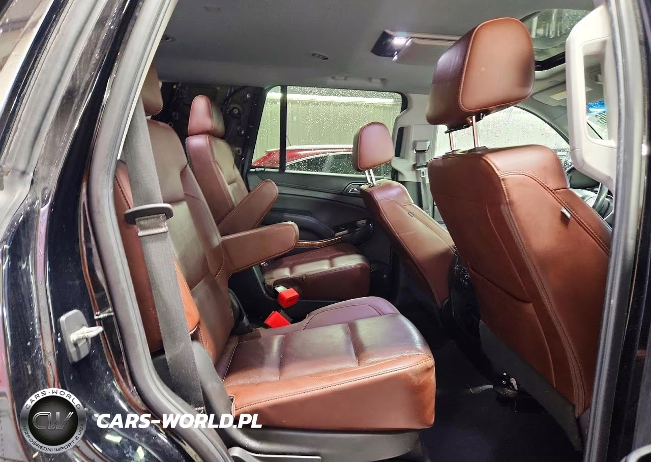 2019 Chevrolet Tahoe K1500 Premier VIN:1GNSKCKJ8KR145853 - 11