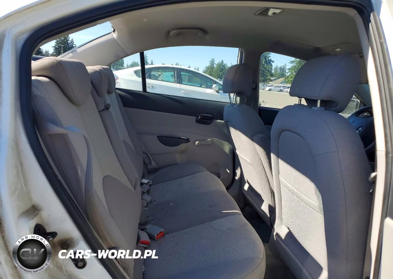 2007 Hyundai Accent Gls VIN:KMHCN46C27U139360 - 10