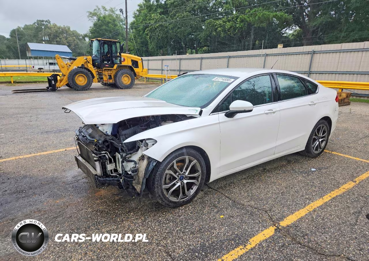 2017 Ford Fusion Se – zdjęcie 1 z 12