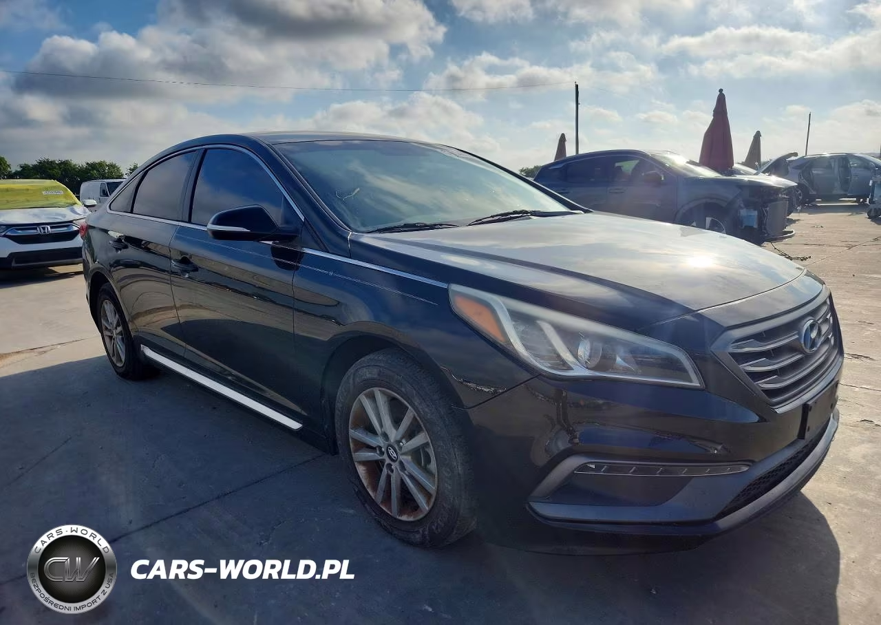2017 Hyundai Sonata Sport 2.0T VIN:5NPE34AB6HH579627 - 4