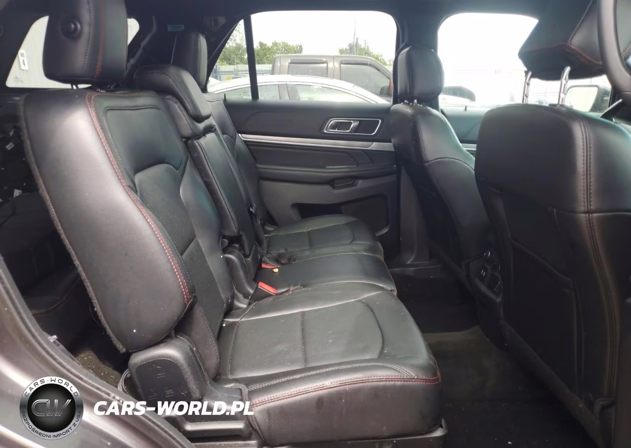2016 Ford Explorer Sport VIN:1FM5K8GTXGGD11558 - 11