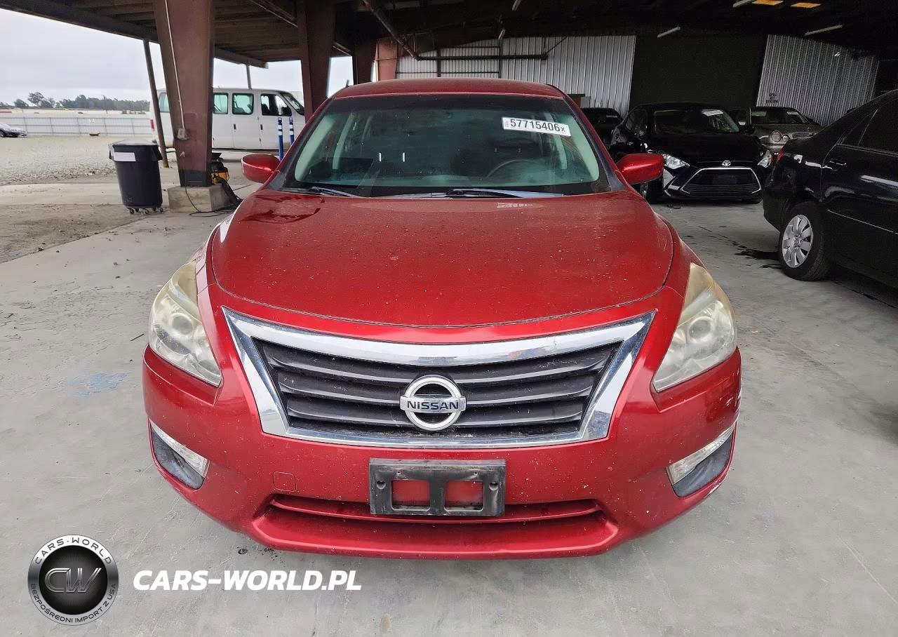 2015 Nissan Altima 2.5 S VIN:1N4AL3AP3FN352404 - 5
