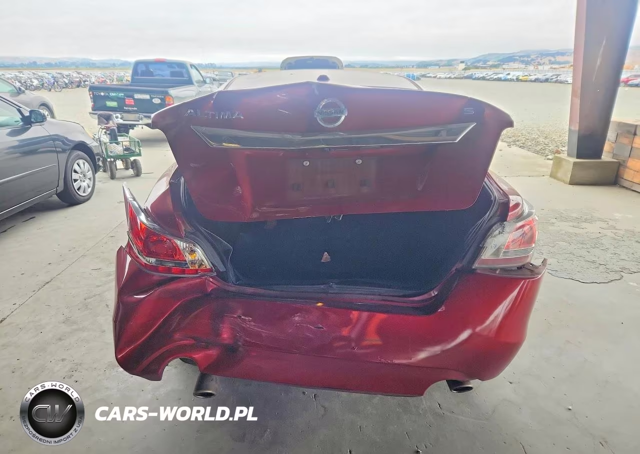 2015 Nissan Altima 2.5 S VIN:1N4AL3AP3FN352404 - 6