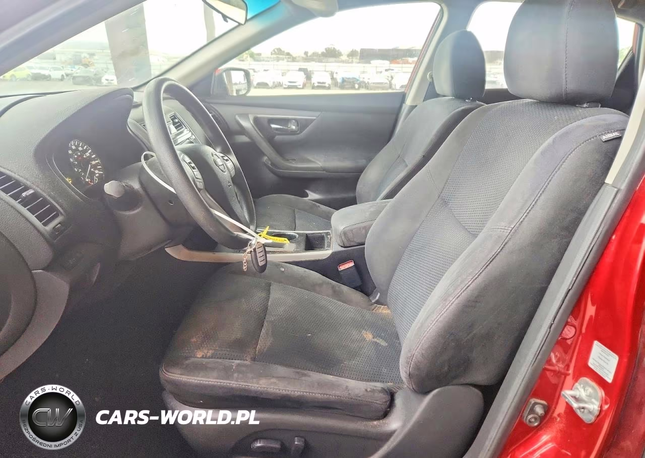 2015 Nissan Altima 2.5 S VIN:1N4AL3AP3FN352404 - 7