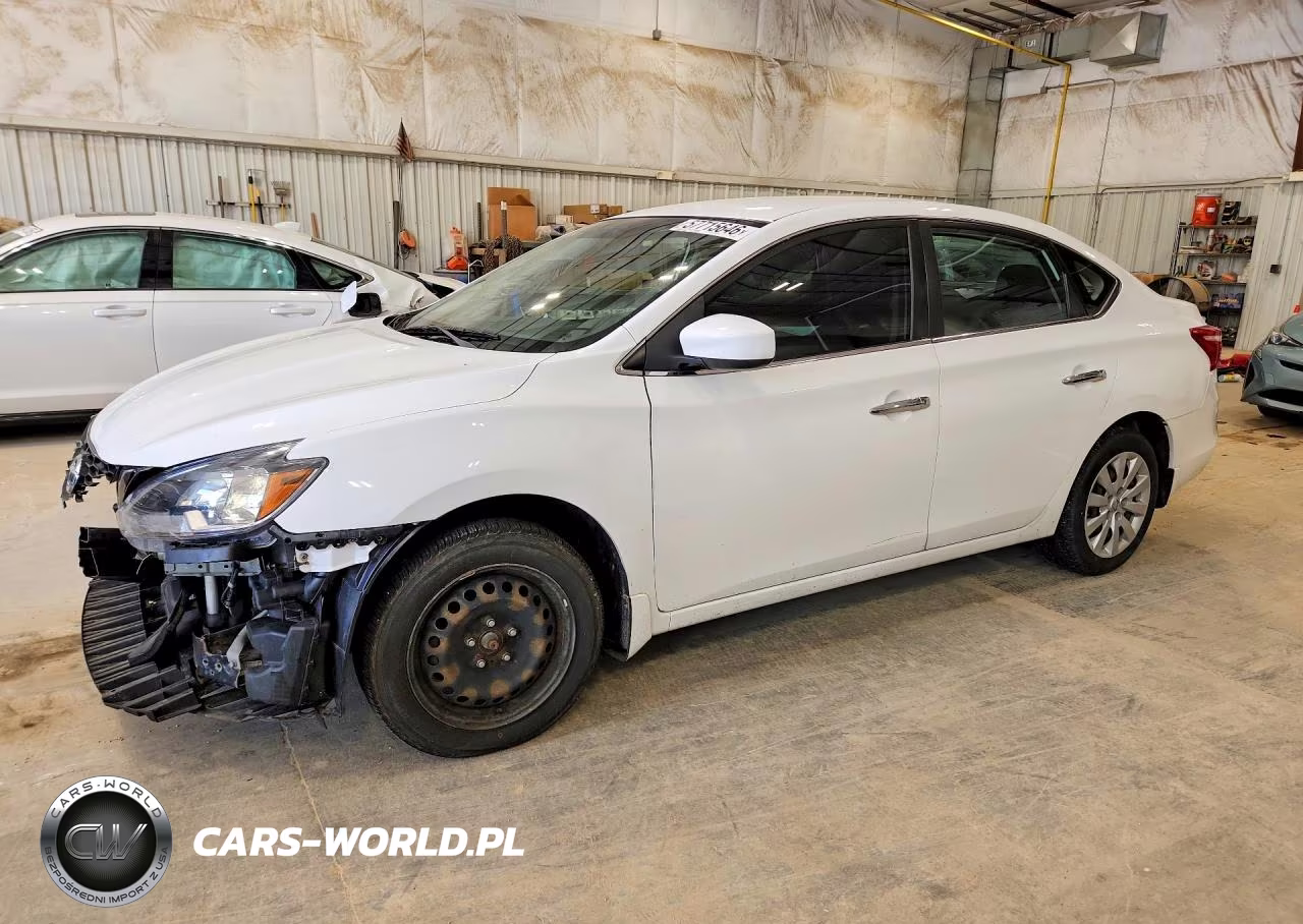 2017 Nissan Sentra S – zdjęcie 1 z 12
