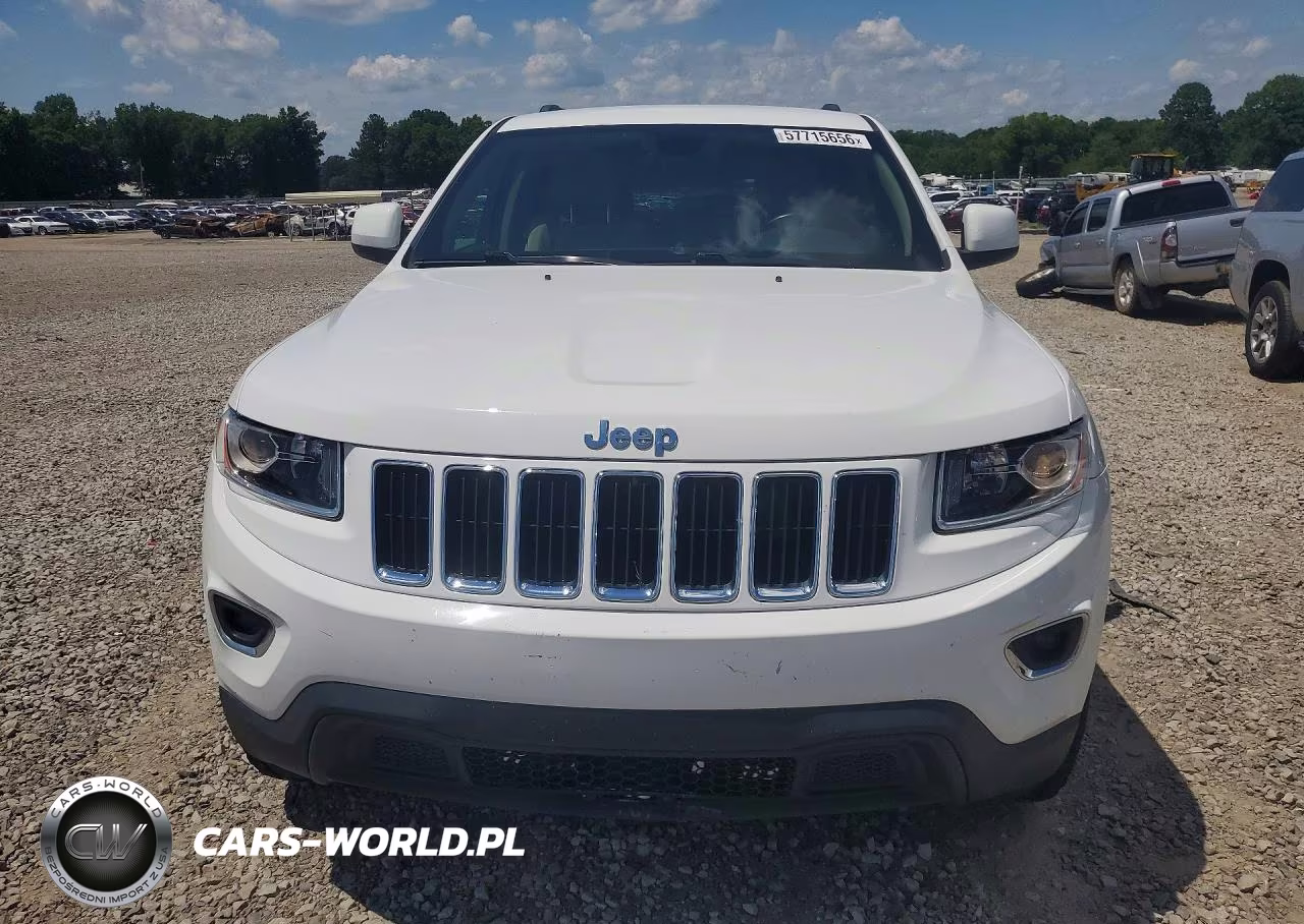 2016 Jeep Grand Cherokee Laredo VIN:1C4RJFAG1GC493604 - 5