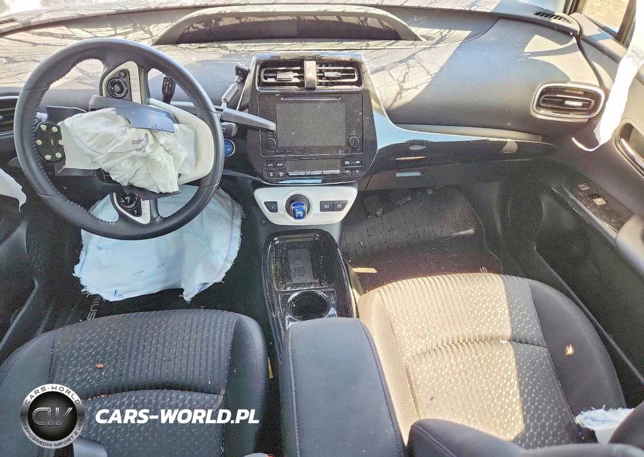 2017 Toyota Prius Three VIN:JTDKARFU6H3536191 - 8
